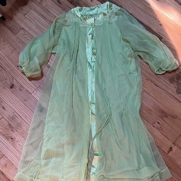 Vintage 1940's nightgown and overcoat - Picture 1 of 6